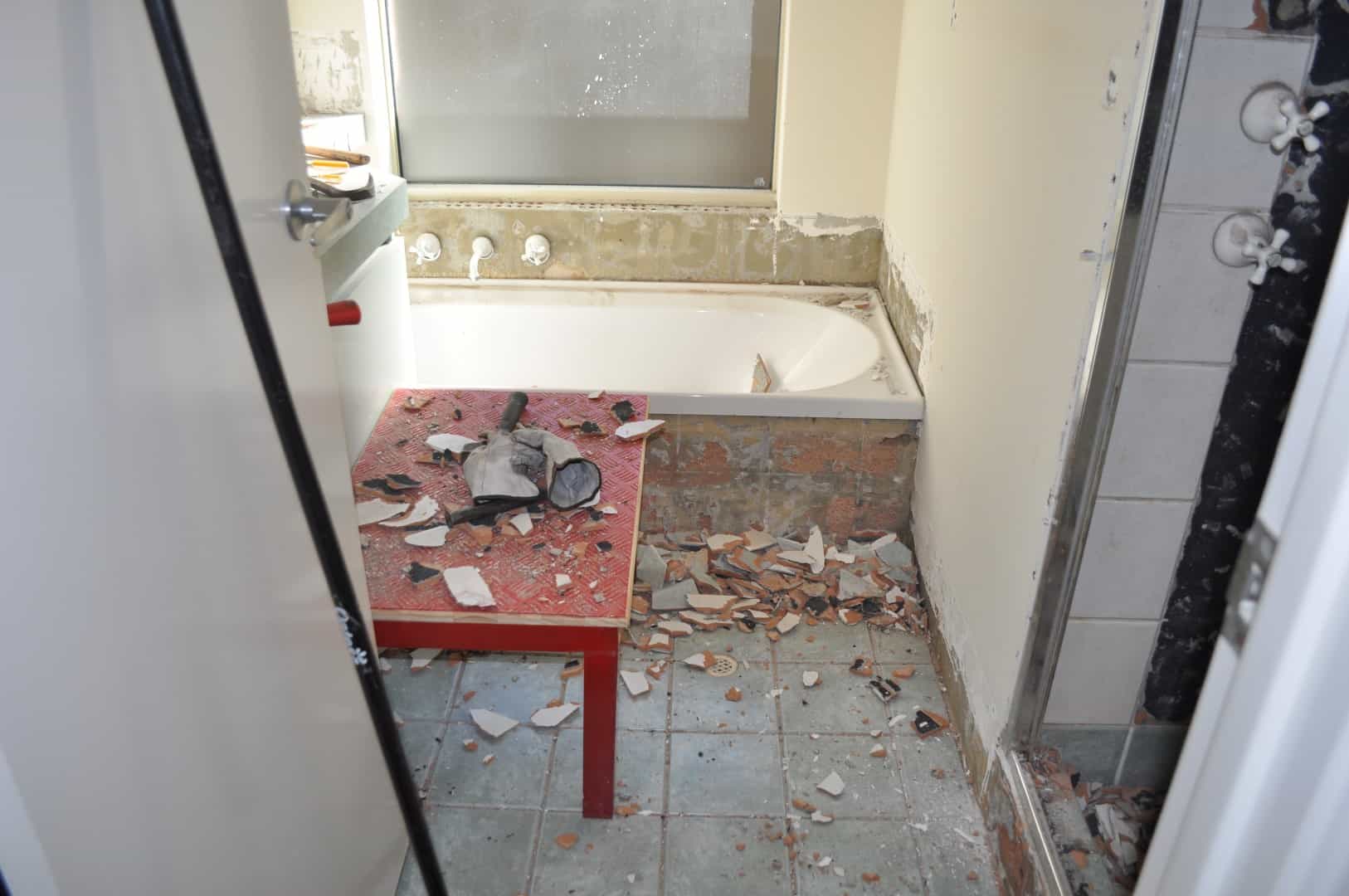 bathroom renovations perth (3) - before